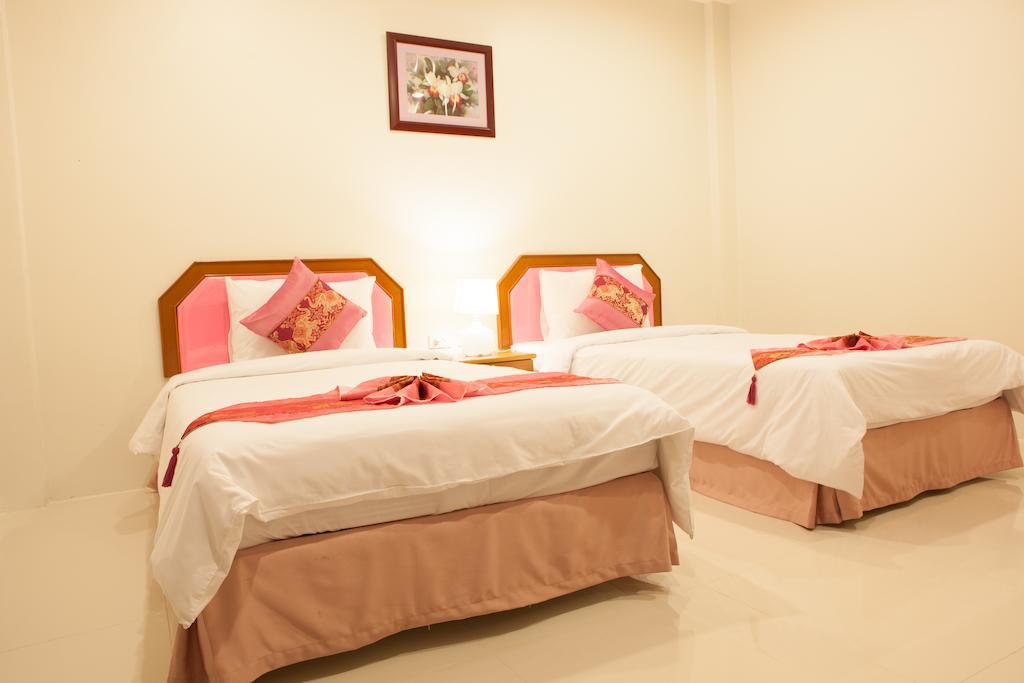 Phuket Airport Inn Ban Bo Han Dış mekan fotoğraf